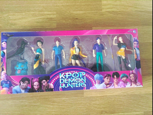 Pop figure set - k-pop,